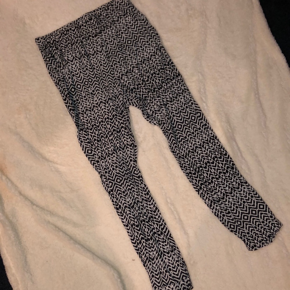 black and white high waisted pattern pants